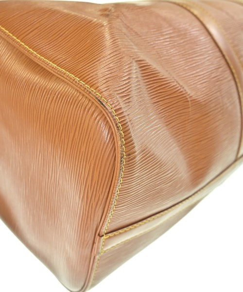 LOUIS VUITTON กระเป๋าใส่อุปกรณ์ขนาดใหญ่