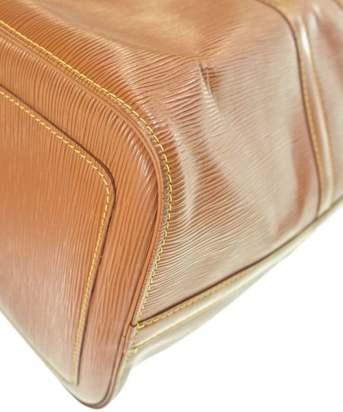 LOUIS VUITTON กระเป๋าใส่อุปกรณ์ขนาดใหญ่