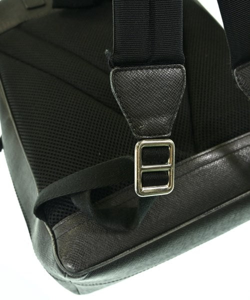 LOUIS VUITTON เป้สะพายหลัง