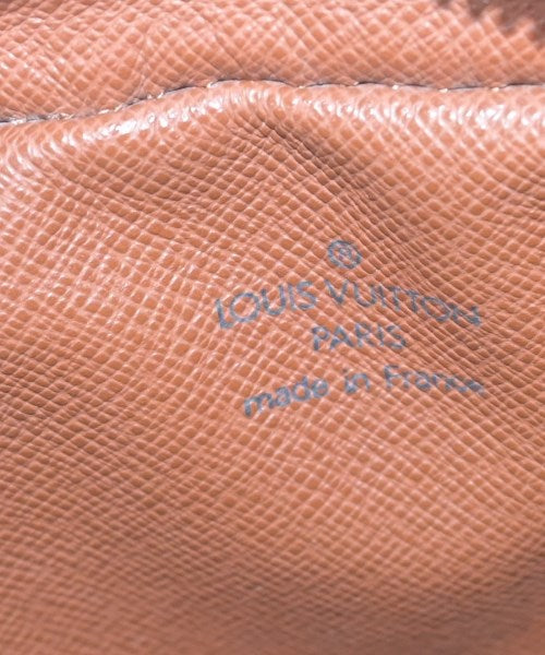 LOUIS VUITTON กระเป๋าสะพาย