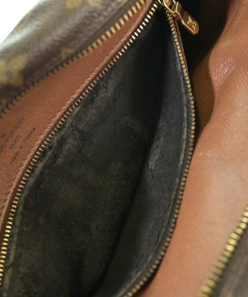 LOUIS VUITTON กระเป๋าสะพาย