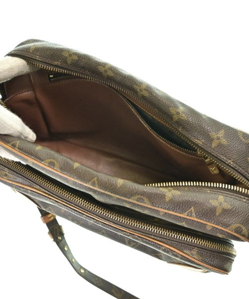 LOUIS VUITTON กระเป๋าสะพาย