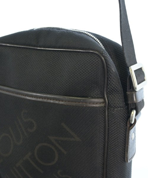 LOUIS VUITTON กระเป๋าสะพาย