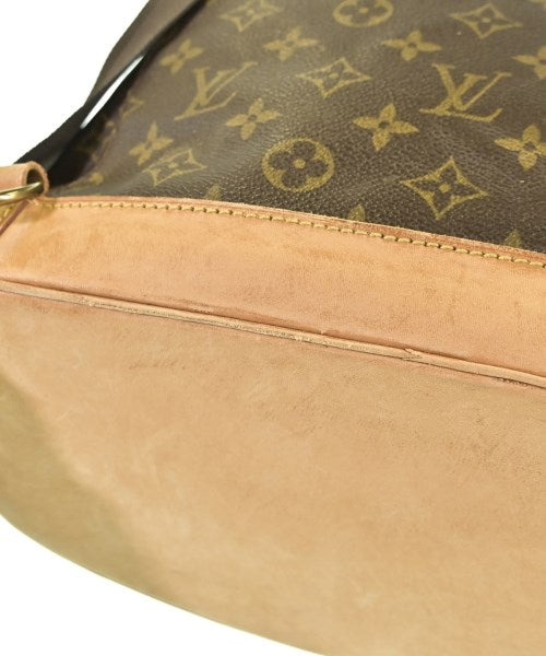 LOUIS VUITTON เป้สะพายหลัง