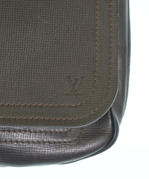 LOUIS VUITTON กระเป๋าสะพาย