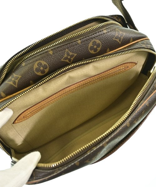 LOUIS VUITTON กระเป๋าสะพาย