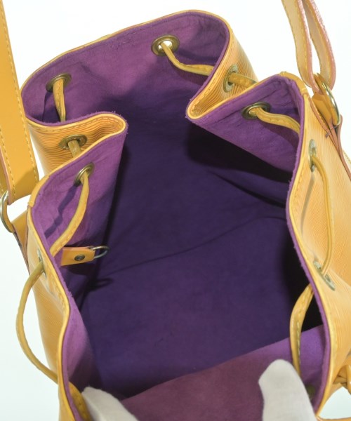 LOUIS VUITTON กระเป๋าสะพาย