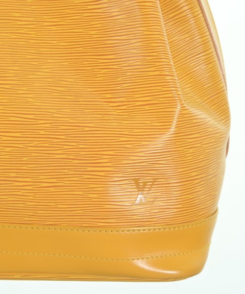 LOUIS VUITTON กระเป๋าสะพาย