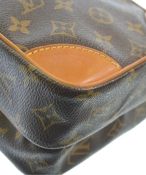 LOUIS VUITTON กระเป๋าสะพาย