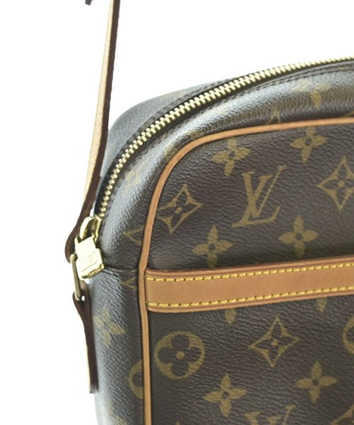 LOUIS VUITTON กระเป๋าสะพาย