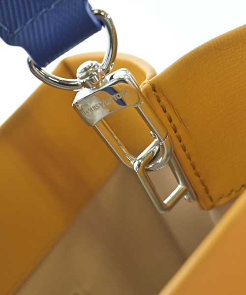 LOUIS VUITTON กระเป๋าถือขนาดใหญ่