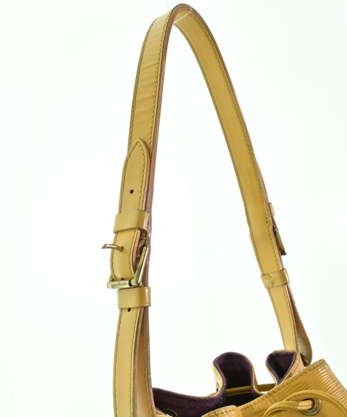 LOUIS VUITTON กระเป๋าสะพาย
