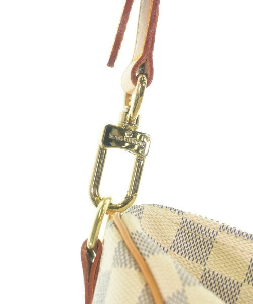 LOUIS VUITTON กระเป๋าใส่อุปกรณ์ขนาดใหญ่