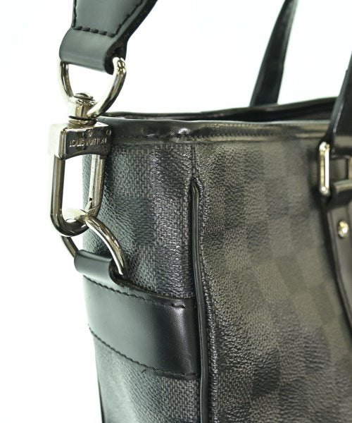 LOUIS VUITTON กระเป๋าสะพาย