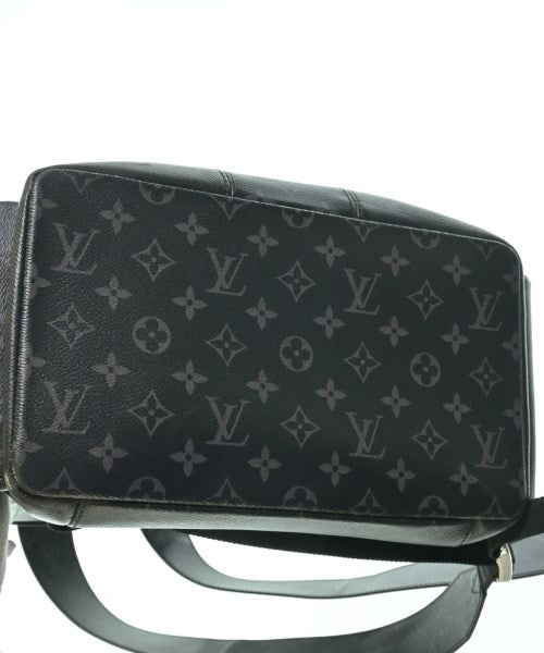 LOUIS VUITTON เป้สะพายหลัง