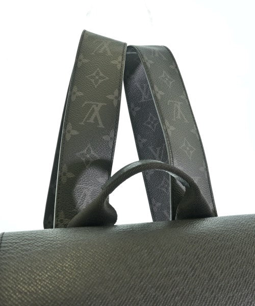 LOUIS VUITTON เป้สะพายหลัง