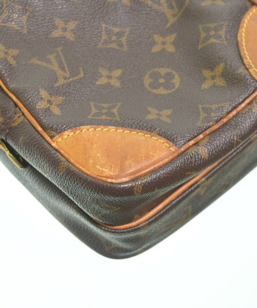 LOUIS VUITTON กระเป๋าสะพาย