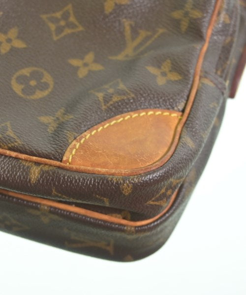 LOUIS VUITTON กระเป๋าสะพาย