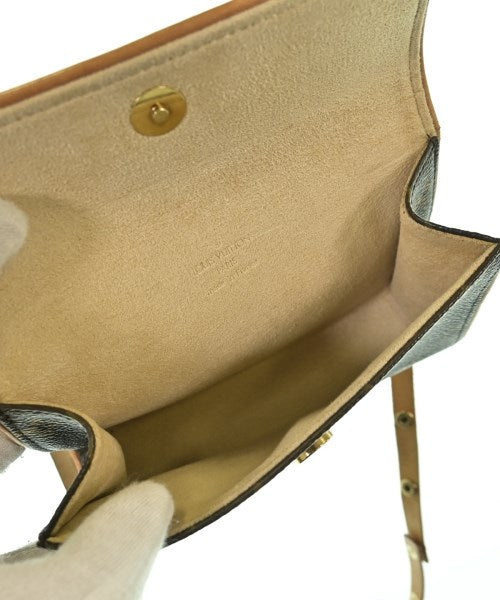 LOUIS VUITTON กระเป๋าสะพาย