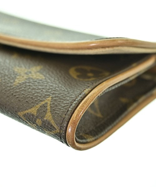 LOUIS VUITTON กระเป๋าสะพาย