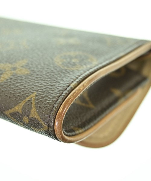 LOUIS VUITTON กระเป๋าสะพาย