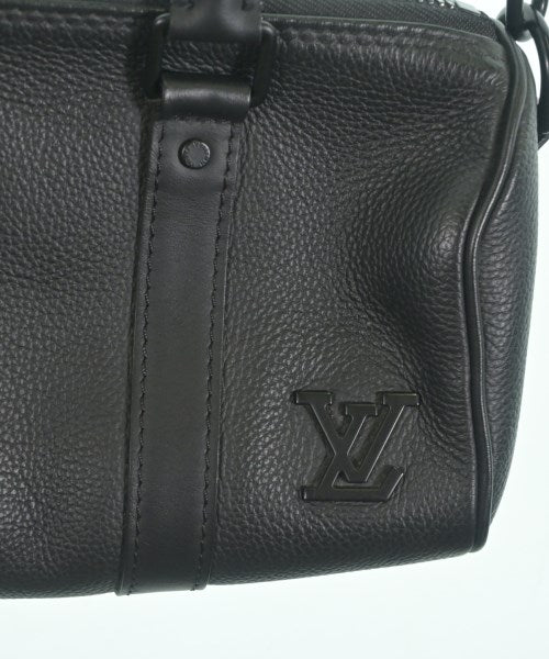LOUIS VUITTON กระเป๋าสะพาย