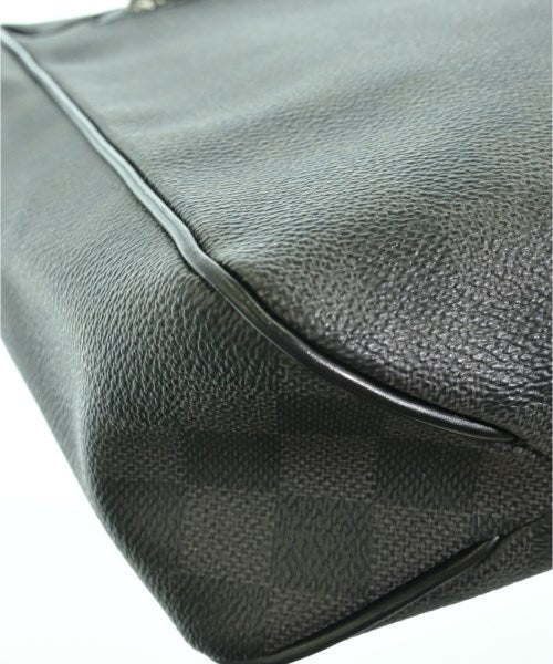 LOUIS VUITTON กระเป๋าสะพาย