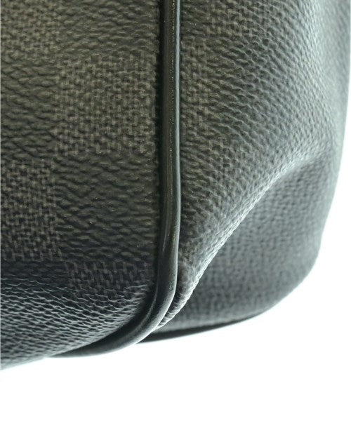 LOUIS VUITTON กระเป๋าสะพาย