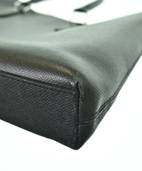 LOUIS VUITTON กระเป๋าธุรกิจ