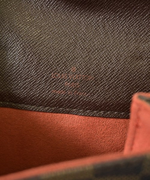 LOUIS VUITTON กระเป๋าสะพาย