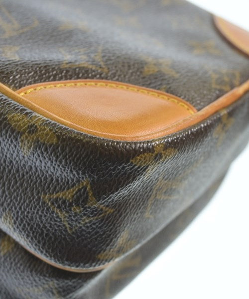 LOUIS VUITTON กระเป๋าสะพาย
