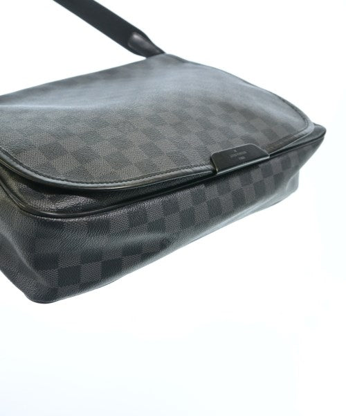 LOUIS VUITTON กระเป๋าสะพาย