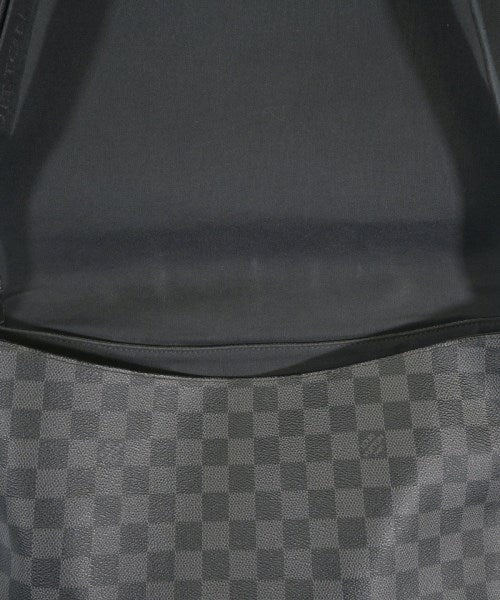 LOUIS VUITTON กระเป๋าสะพาย
