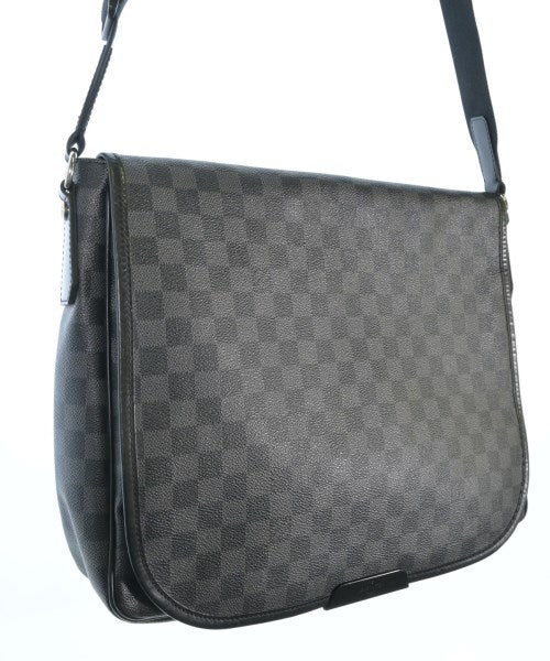 LOUIS VUITTON กระเป๋าสะพาย