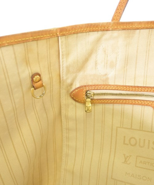 LOUIS VUITTON กระเป๋าถือขนาดใหญ่