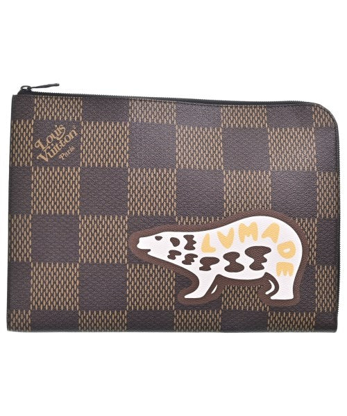 LOUIS VUITTON คลัตช์