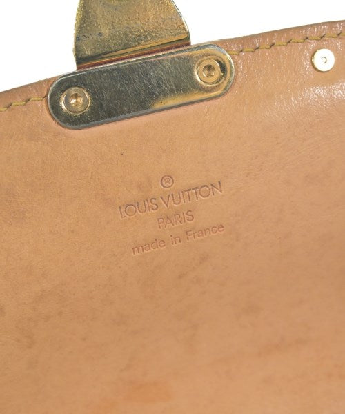 LOUIS VUITTON กระเป๋าสะพาย