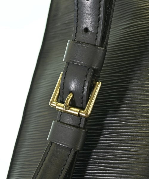 LOUIS VUITTON เป้สะพายหลัง