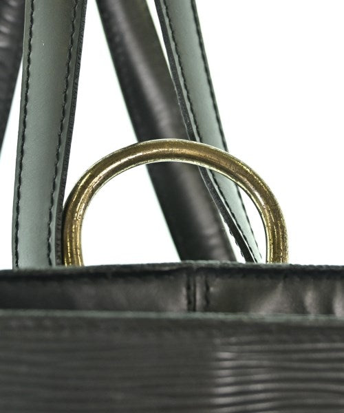 LOUIS VUITTON เป้สะพายหลัง