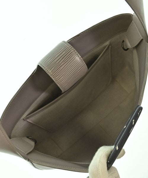 LOUIS VUITTON กระเป๋าสะพาย