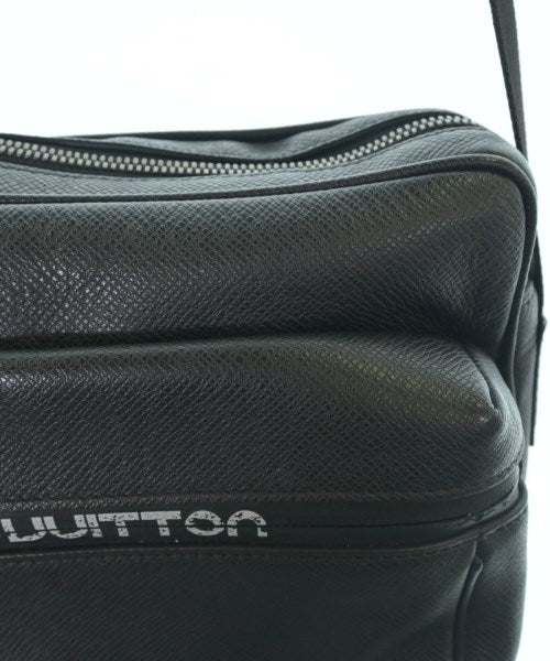 LOUIS VUITTON กระเป๋าสะพาย
