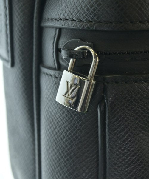 LOUIS VUITTON กระเป๋าสะพาย