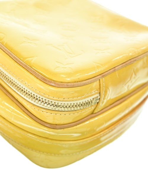 LOUIS VUITTON กระเป๋าสะพาย