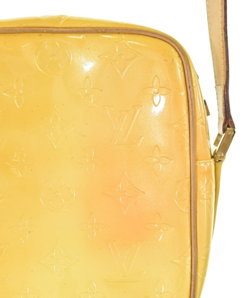 LOUIS VUITTON กระเป๋าสะพาย