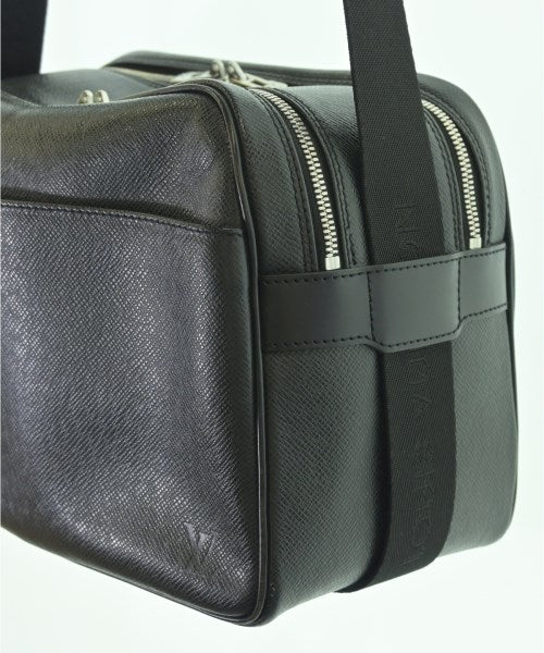 LOUIS VUITTON กระเป๋าสะพาย