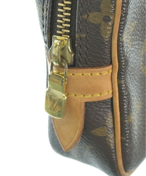 LOUIS VUITTON กระเป๋าสะพาย