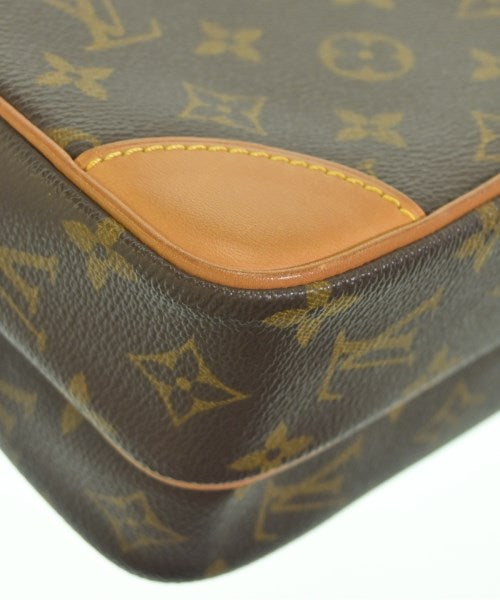LOUIS VUITTON กระเป๋าสะพาย