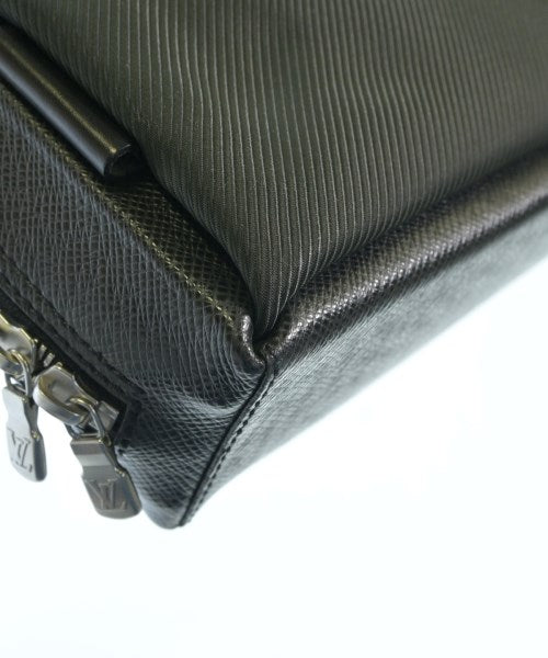LOUIS VUITTON กระเป๋าสะพาย