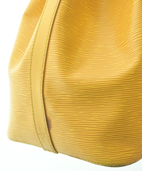 LOUIS VUITTON กระเป๋าสะพาย
