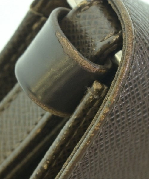 LOUIS VUITTON คลัตช์